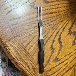 Cutco new  Black and Silver Turning Fork